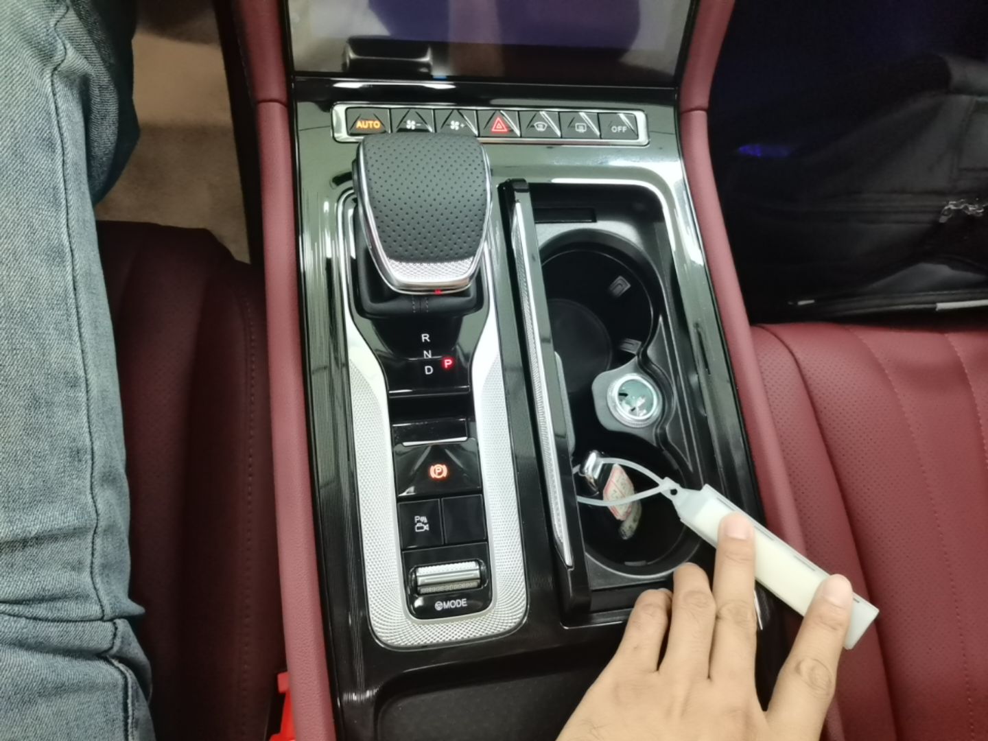 Hongqi H5 PHEV 2025 130 Super Hybrid Version — снимка 16