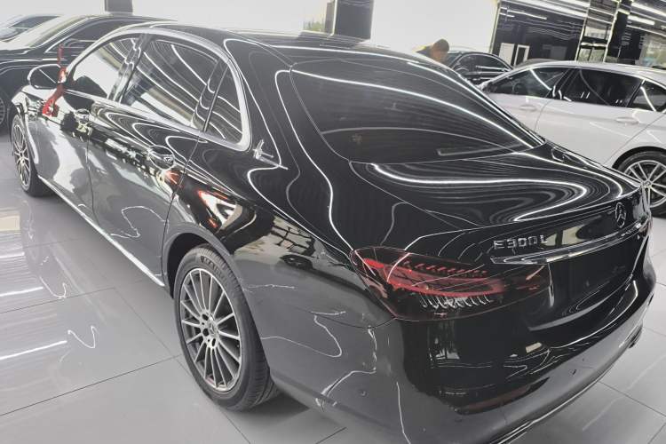 Used Mercedes-Benz E-Class 2022 E 260 L