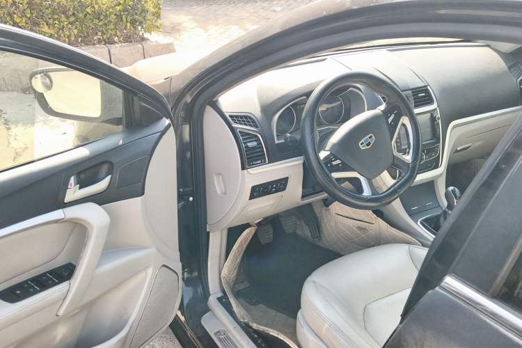 Used Geely Auto Emgrand 2014 Sedan 1.5L Manual Elite Model Driver Seat