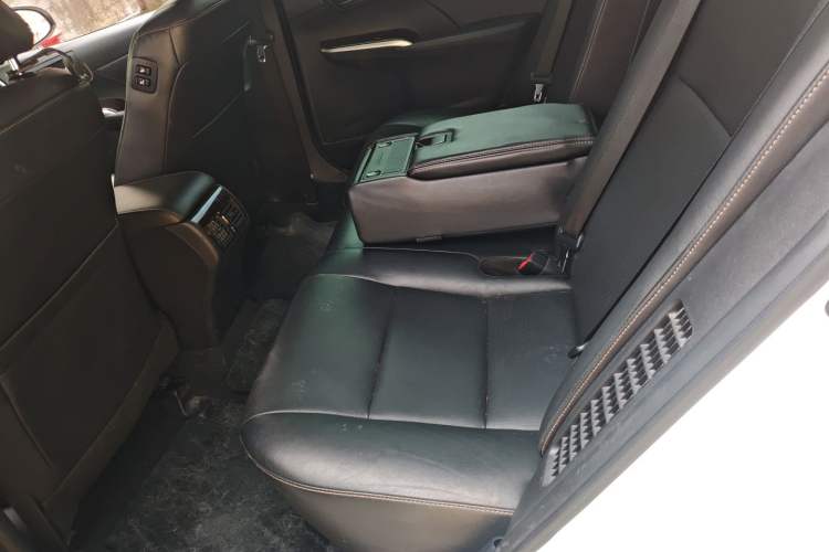 Used Toyota Camry 2016 Dual-Engine 2.5 HG 10th Anniversary Deluxe Navigation Edition