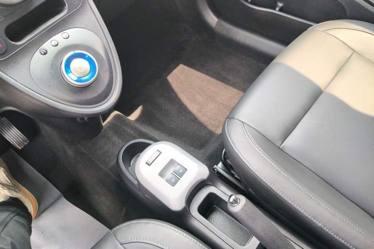 Used ORA Black Cat 2021 351 km Standard Version