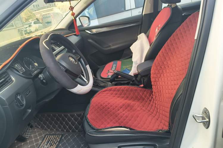 Used Skoda Octavia 2017 1.6L Automatic Smart Drive Edition
