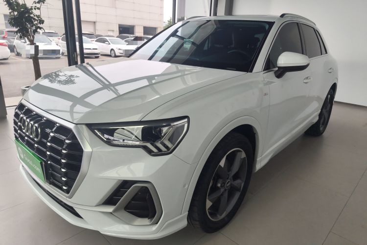 Used Audi Q3 2021 35 TFSI Fashion Dynamic Model