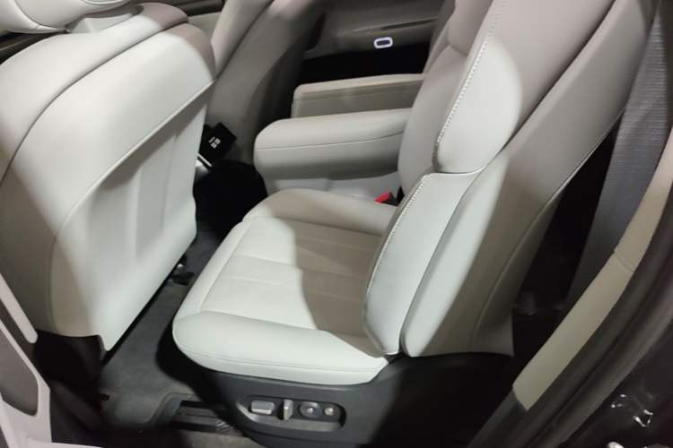 Used Nio ES8 2023 75 kWh
