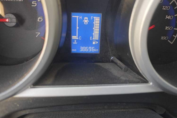 Used CHANGAN KAICHENG Ounuo S 2014 1.5L Base Version
