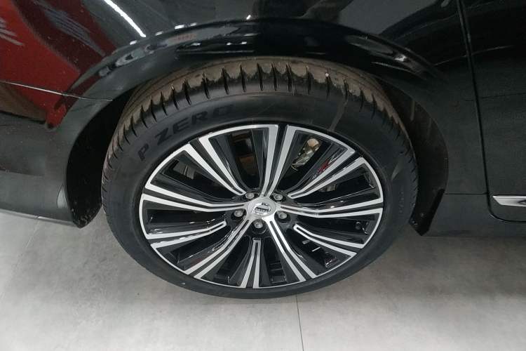 Used Volvo S90 2023 B5 Zhiyuan Luxury Edition
