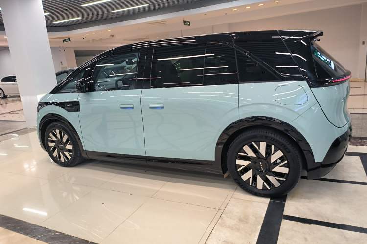 Used Zeekr MIX 2025 Long-Range Intelligent Driving Edition
