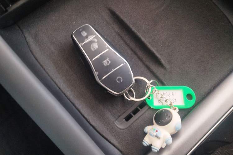 Used BYD Yuan PLUS 2025 Intelligent Driving Version 510 KM Beyond-Grade Edition Vehicle Key