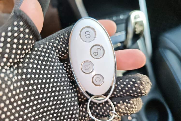 Used BYD Yuan New Energy 2019 EV360 Smart Connect Leading Model Vehicle Key