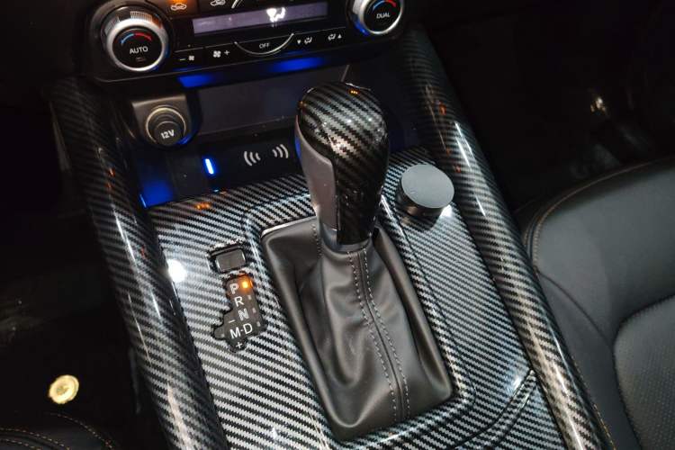 Used Mazda CX-5 2021 2.0L Automatic Two-Wheel Drive ZhiZun Version Gear Lever
