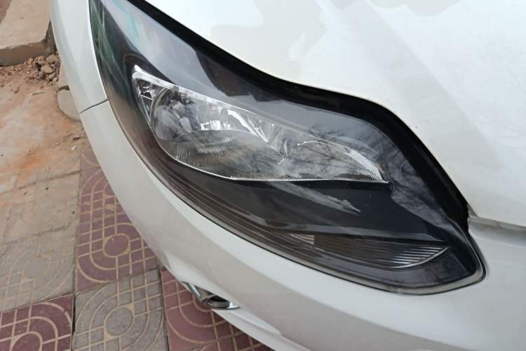 Used Ford Focus 2012 Hatchback 2.0L Automatic Luxury Sport Model
