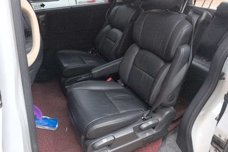 Used Honda Odyssey 2015 Revised Version 2.4L Supreme Edition
