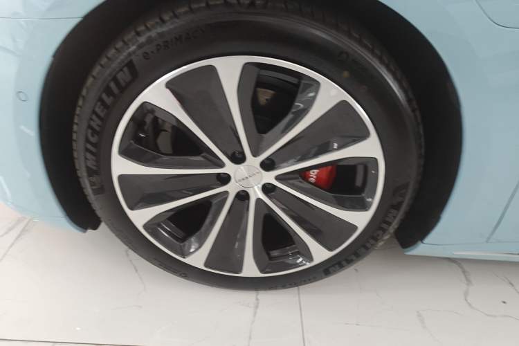 Used Hima Luxeed S7 2025 785 km Ultra
