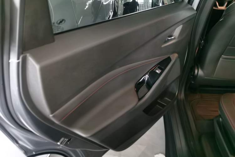 Used Chevrolet Orlando 2019 Redline 530T Automatic Zhaoxiang Edition (5+2 Seating) China VI