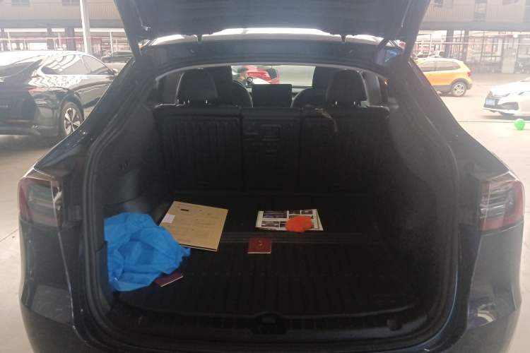 Used Tesla Model Y 2024 Rear-Wheel-Drive Version