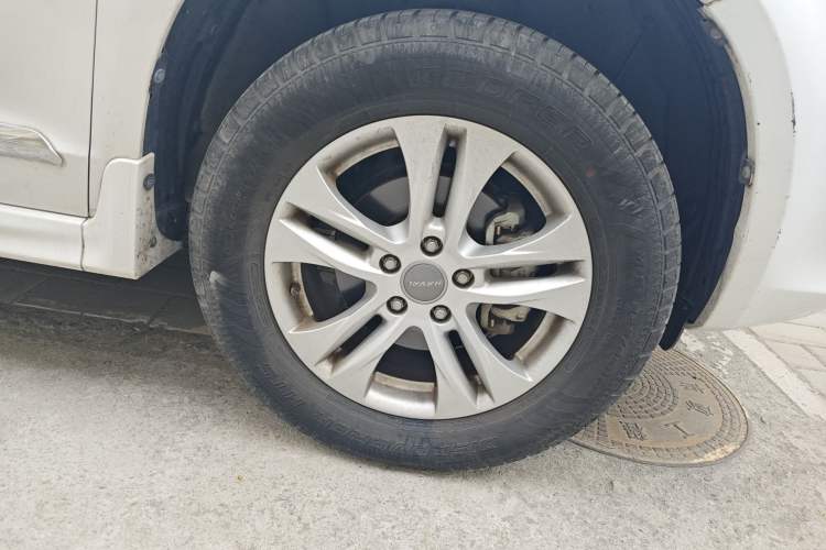 Used Haval H6 2015 Upgraded Model 1.5T Manual Two-Wheel Drive Elite Version
