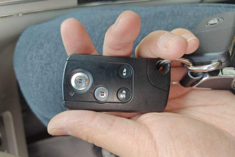 Used Honda Elysion 2015 2.4L VTi-S Prestige Edition