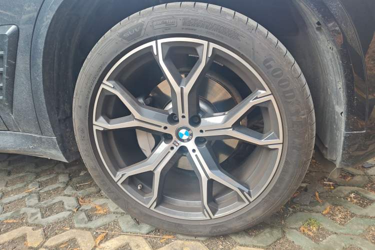 Used BMW X5 2023 xDrive 30Li Luxury M Sport Night Edition Package
