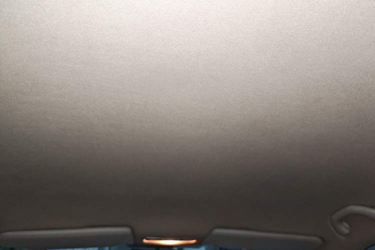 Used Volkswagen Bora 2012 1.6L Automatic Fashion Edition Headliner