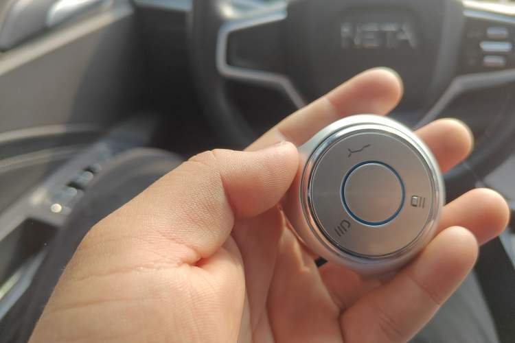 Used NETA V 2022 Chao 300 Lite Lithium Iron Phosphate