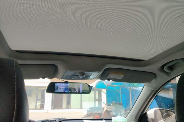 Used MG ZS 2017 1.5L Manual Luxury Edition Headliner