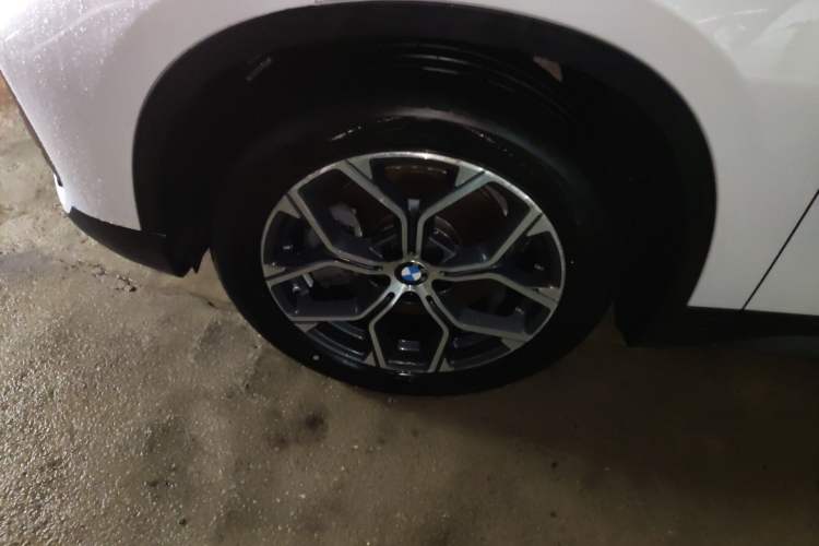 Used BMW X1 2021 Restyled sDrive25Li Leading Edition
