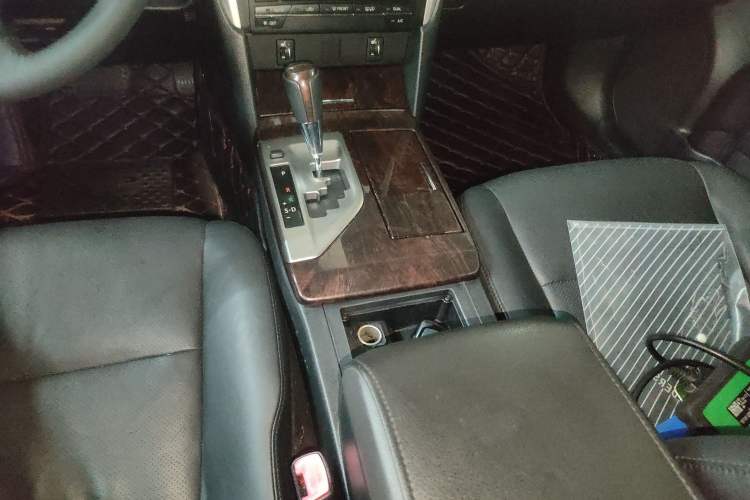 Used Toyota Camry 2015 2.0G Premier Edition