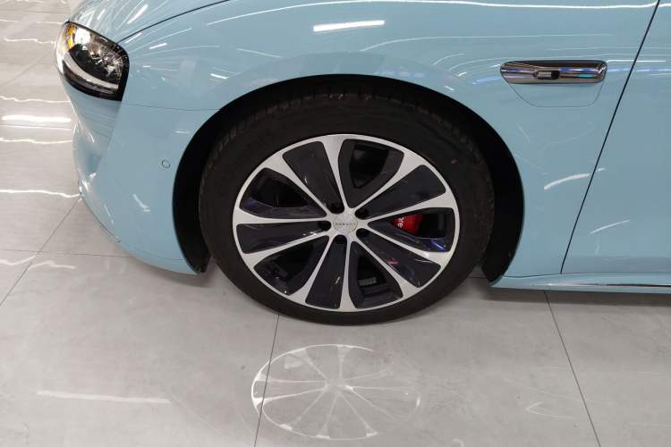 Used Hima Luxeed S7 2025 785 km Ultra