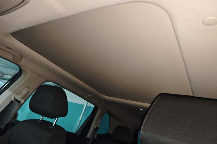 Used Honda Breeze 2023 240TURBO Two-Wheel Drive Elite Edition 5 Seats Headliner