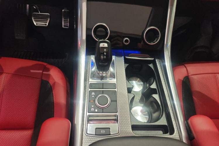 Used Land Rover Range Sport 2019 3.0 SC V6 HSE DYNAMIC Gear Lever