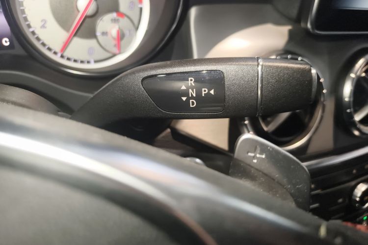 Used Mercedes-Benz CLA 2015 CLA 220 4MATIC Gear Lever