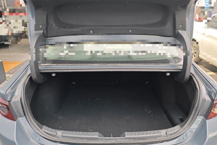 Used Mazda 3 Axela 2023 2.0L Automatic Zhiqing Edition Trunk