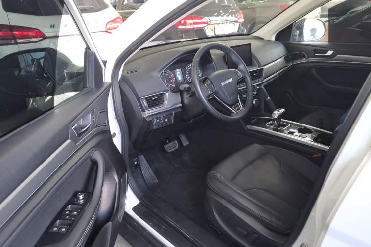 Used Haval H6 2021 Sport Edition 1.5T Automatic Elite Smart Connectivity Model U-Shape Grille
