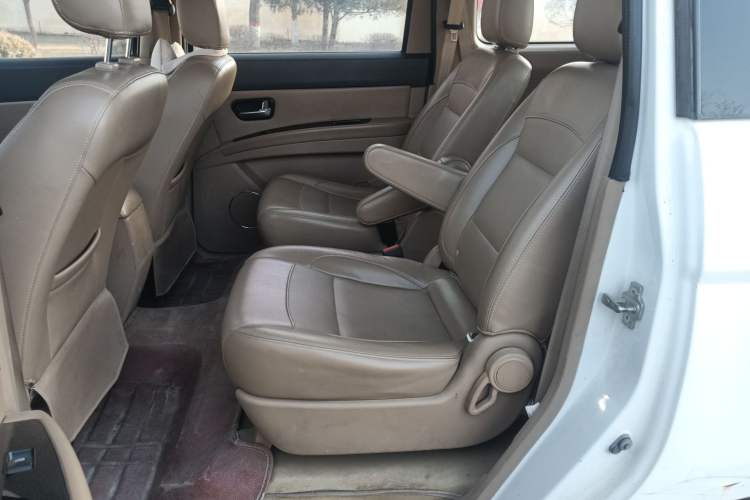 Used Wuling Hongguang 2013 1.2L S Comfort Model China IV Standard