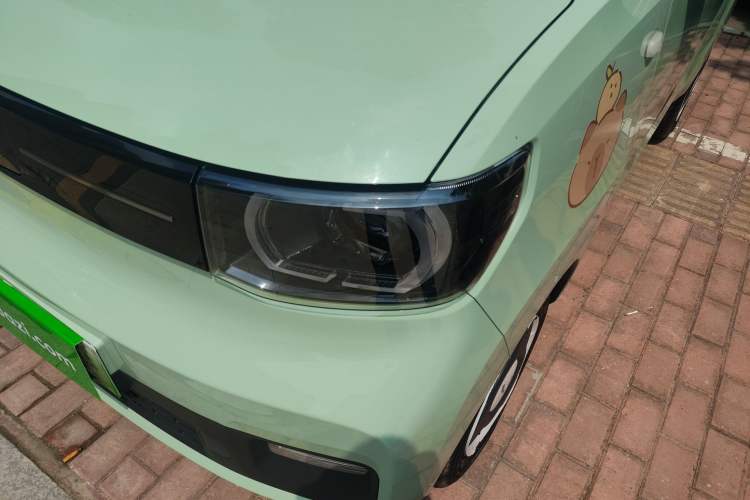 Used Wuling Hongguang MINIEV 2022 Macaron Premium Model – Lithium Iron Phosphate Left Front Headlight