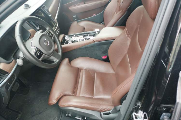 Used Volvo S90 2021 B5 Zhiyuan Luxury Edition
