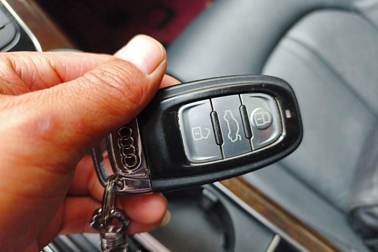 Used Audi A8 2014 A8L 45 TFSI quattro Comfort model
