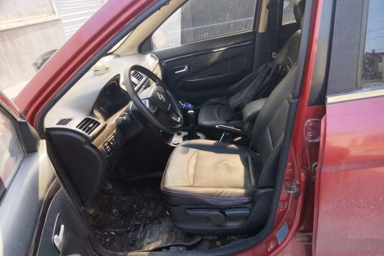 Used Dongfeng Fengon 360 2015 1.5L Manual Luxury 7-Seater China IV Standard Left Front Seat