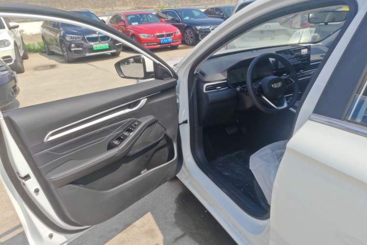 Used Geely Auto Emgrand 2026 Model 4th Generation 4 Millionth Anniversary Edition 1.5L CVT Feiyue Edition Driver Seat