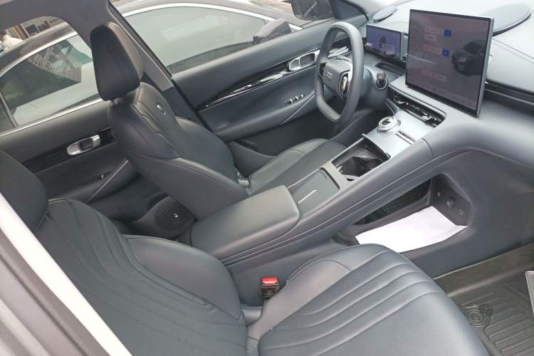 Used Geely Galaxy E5 2024 440km Launch Edition
