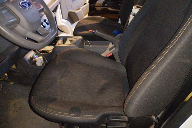 Used Karry Jiangtun E5 2025 Model Economy Edition—36.8 kWh, 6-seater
