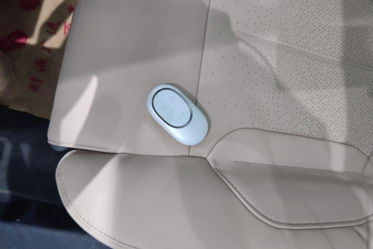 Used Nio ET5 2022 75 kWh Vehicle Key