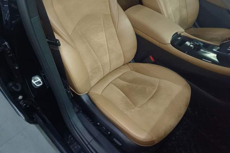 Used Buick LaCrosse 2019 28T Prestige Model
