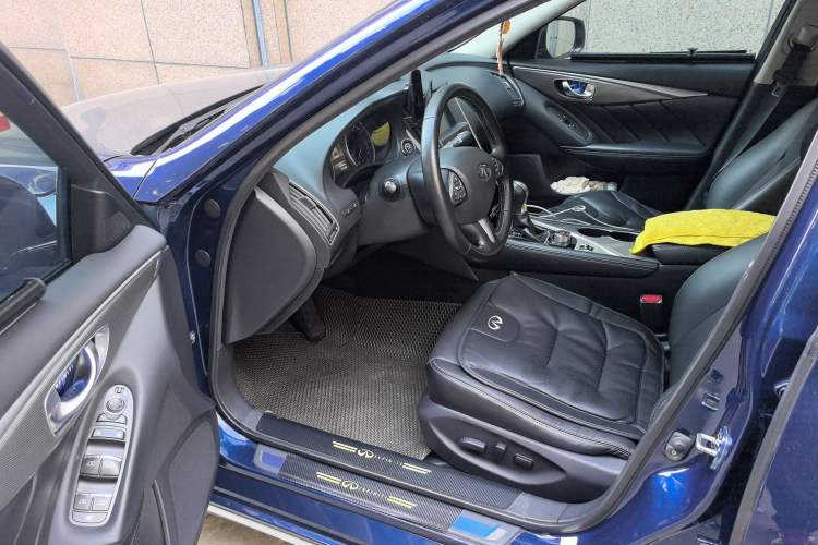 Used Infiniti Q50L 2016 2.0T Enjoyment Edition
