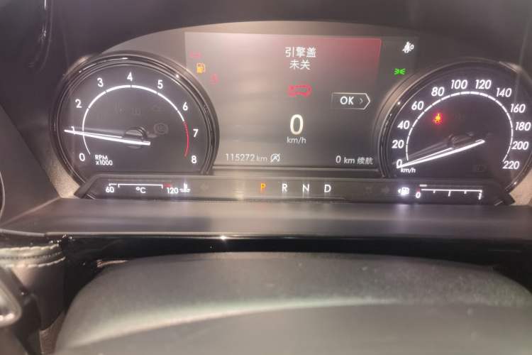 Used Lincoln Corsair 2021 2.0T Two-Wheel Drive Deluxe Edition Odometer Close Up