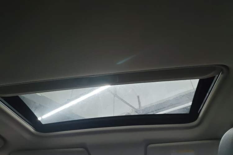 Used Mitsubishi Outlander 2016 2.4L 4x4 Elite Edition 7-Seater