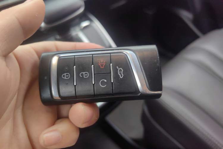 Used GAC Trumpchi M6 2019 270T Automatic Luxury Edition (7-seater) China V Standard Interior 1