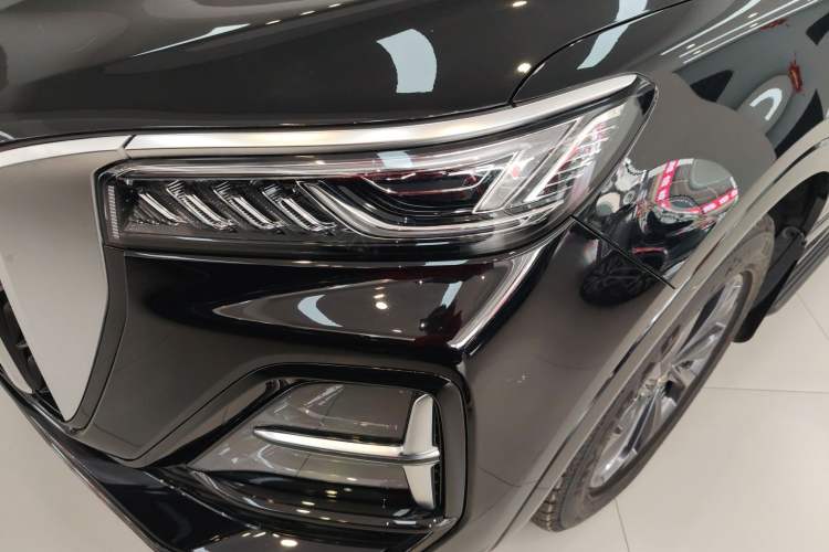Used Hongqi HS5 2023 2.0T Qixiang Pro Edition