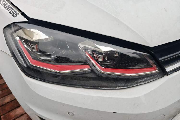 Used Volkswagen Golf 2017 1.6L Automatic Comfort Million-Vehicle Anniversary Edition
