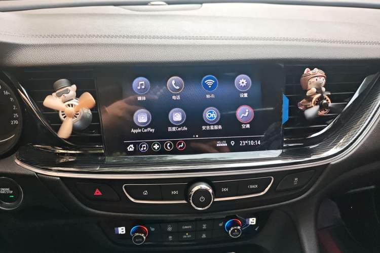 Used Buick Regal 2022 552T Smart Edition Audio And AC Panel